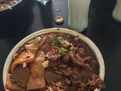 -薛记襄阳香辣牛肉面(平安路店)