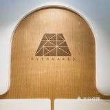 就这样被你征服[玫瑰]湿软的蛋糕体，质地轻盈的奶油