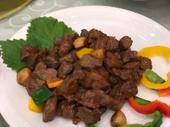 彩椒巴东牛仔粒-万宝海鲜舫(劳动公园店)