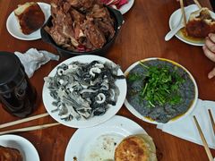 -宝瑞门钉肉饼店