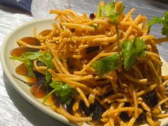 馓子拌皮蛋-巴厘龙虾·榜首油焖大虾(洞庭·艺术洋房店)