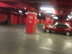 -欧尚超市苏州店停车场(金鸡湖路店)