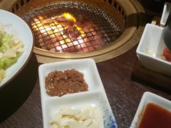-山川小町·极番烧肉(新地假日广场店)