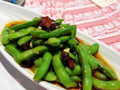 -肥肥虾庄·金牌油焖大虾(汉街SKP店)
