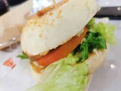 -必胜客(砂之船中东奥莱店)