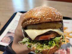 -The Habit Burger Grill 哈比特汉堡(复兴soho店)