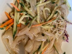 -关东小磨东北菜(上海长风大悦城店)