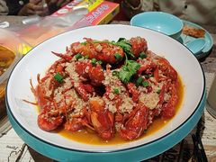 -香蟹煲·醉蟹牛蛙耙鸡爪