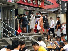 -覃肥叔桂林米粉(粮道街店)