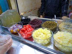 自助取餐区-忆夏爽黑仔漳州四果汤(顶澳仔猫街店)