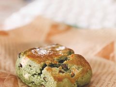 抹茶白巧司康-慢熟面包店bud bread(孩儿巷店)