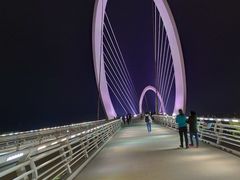 -南京眼步行桥