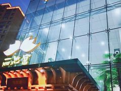 -丽池宫韩式汗蒸会馆(华灯坊店)