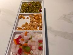 -荷塘秋月·本帮江浙菜(国权路店)