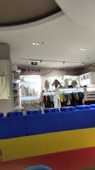-孩子王(静安大融城店)
