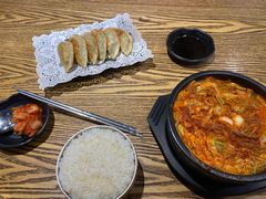 -吴草鸡爪오초닭발韩食堂(融恒盈嘉中心店)