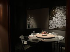 -左庭右院鲜牛肉火锅黑金店(陆家嘴中心店)