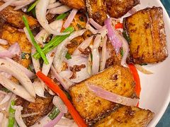 洋葱煎带鱼-听风阁农家私房菜茶楼(龙坞店)