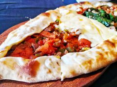 四季皮塔饼-Efes Turkish & Mediterranean Cuisine 艾菲斯餐厅(陆家嘴店)