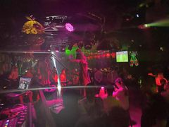 -滨海欢乐昔唐酒吧(财富星座店)