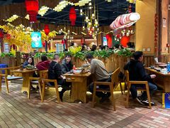 -老滇山寨•云南特色菜•地方菜•民族风情歌舞表演(金碧店)