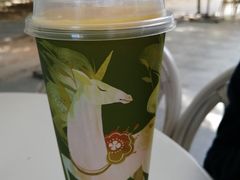 -奈雪的茶(华侨城创意园店)
