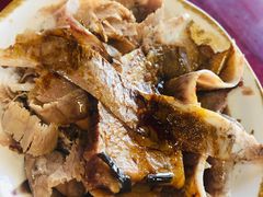 白切牛肉-金杨拉面王小吃面馆·牛三宝面·红烧牛肉粉