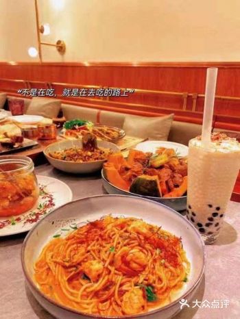 感觉自己真的是太幸运了,住的地方离这家西餐厅这么近
