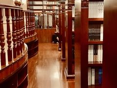 -果戈里书店