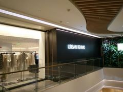 -URBAN REVIVO(高德置地广场·春广场店)