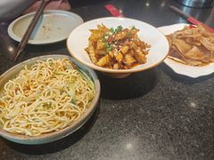 -俏巴妹烤鱼香锅(奥体店)