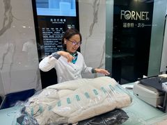 -福奈特洗衣·洗鞋·奢侈品护理(环球港店)