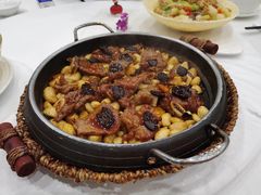 黑金蒜堂焗牛仔骨-山泉公馆酒家(广州东站店)