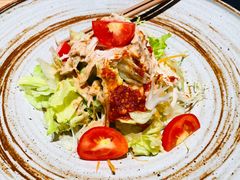 色拉-人间酒暖·Go blanc·烧鸟·深夜食堂(陆家嘴店)