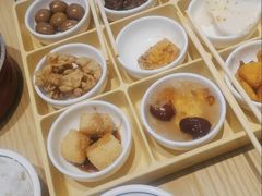 -蓉李记成都名小吃(太原龙湖万达店)