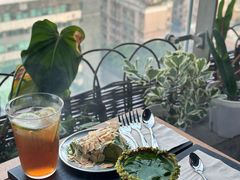 -luutosa  cafe & tea 鹿兔山