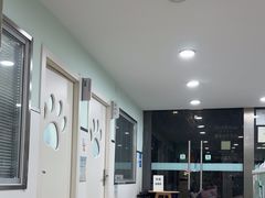 -佳雯宠物医院·皮肤科·内外科(春晓路分院)