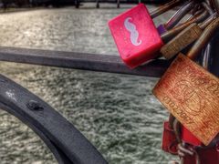 iphone_upload_pic-铁桥