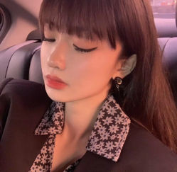 -BABY FACE沙龙