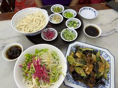 -海碗居老北京炸酱面(增光路店)