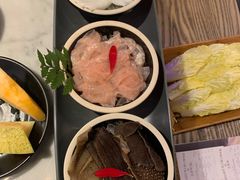 -尚尚仙·酸汤猪手·猪肚鸡火锅(华联万柳购物中心店)