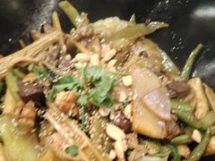 -醉人椒麻辣香锅(上地华联店)
