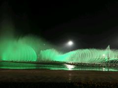 -东港音乐喷泉广场