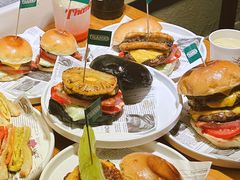 -Thanks美式餐厅(汉堡咖啡店)