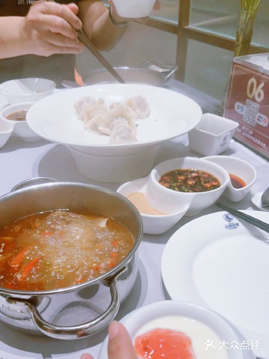 红鼎豆捞·非遗鲍皇汤火锅(宝丰路店)图片