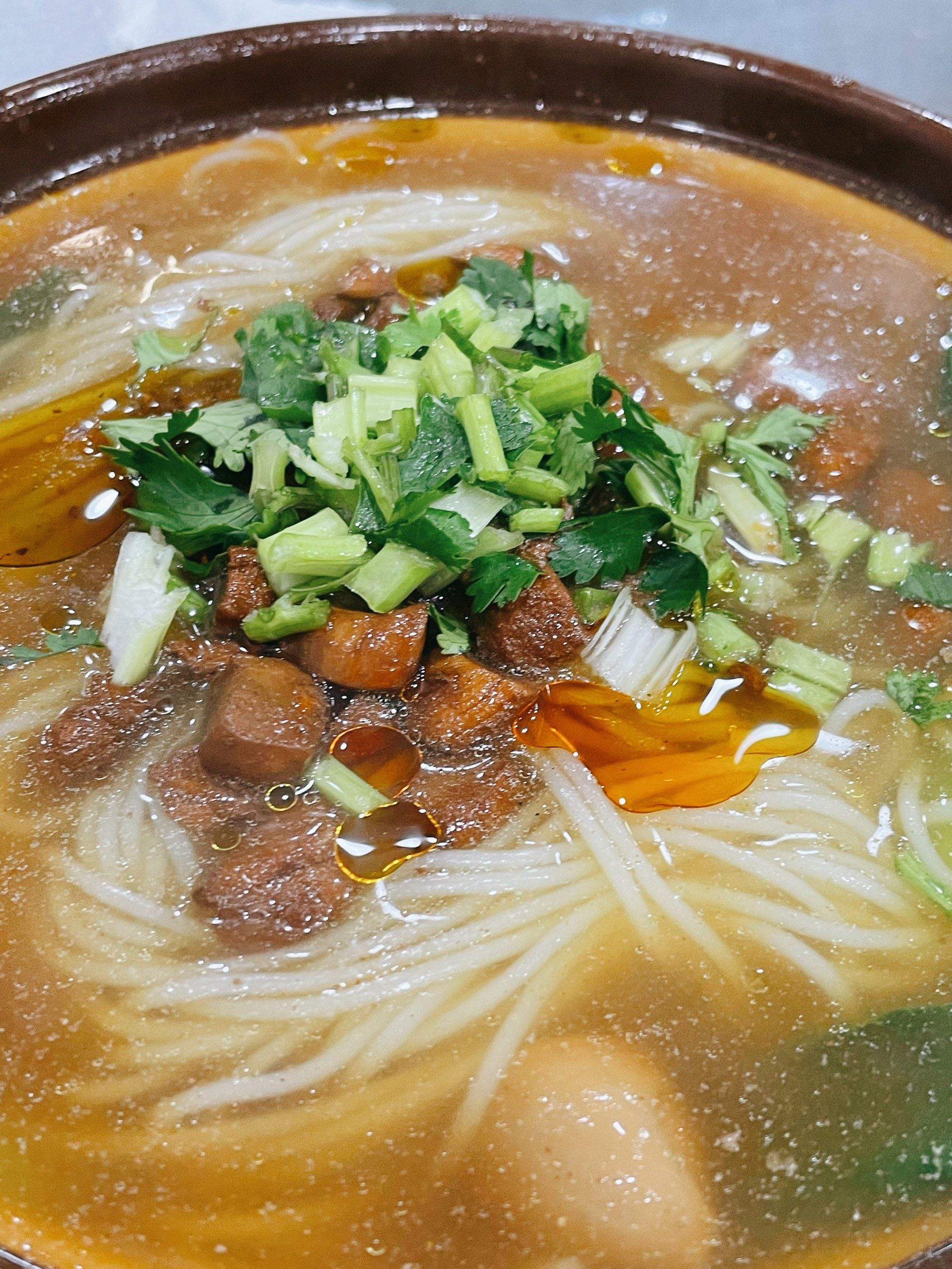 潍坊美食|藏在美食街的鸡丁米线🍜