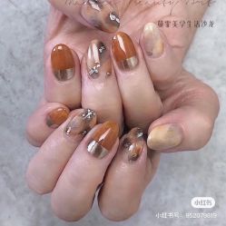 -Pink You美甲洗眉纹绣定制中心