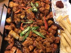 -亲昵春川鸡排(韩国美食街店)