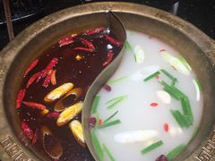 -周周有辣火锅馆(玖耀里店)