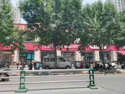 -宝贝在线婴幼儿水育馆(万和店)
